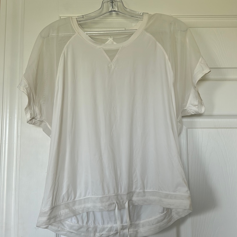 mesh white cropped lululemon shirt